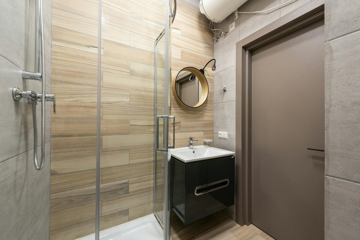 bathroom decoration ideas small apartment