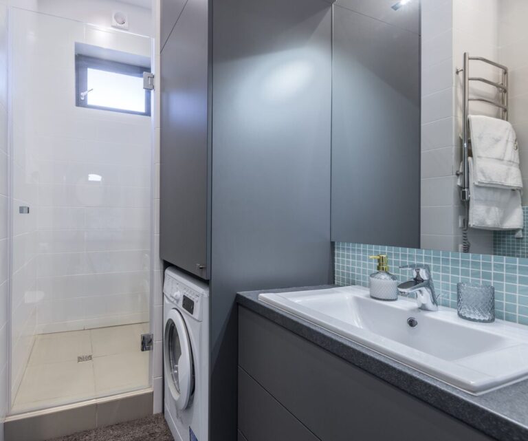 Small Bathroom Makeover Ideas Renters - apartment decor ideas
