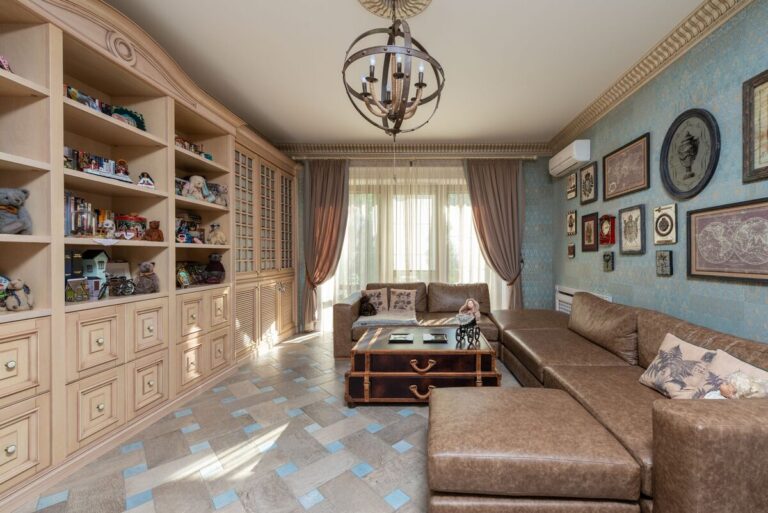 Best Ottomans With Storage for Small Spaces - apartment ideas
