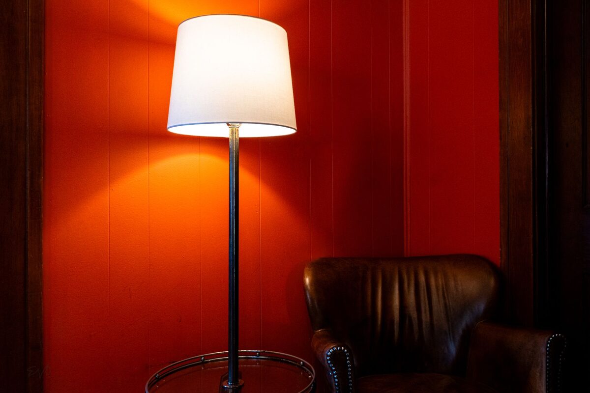 Reading Nook Lighting That Sets the Perfect Mood - apartment ideas