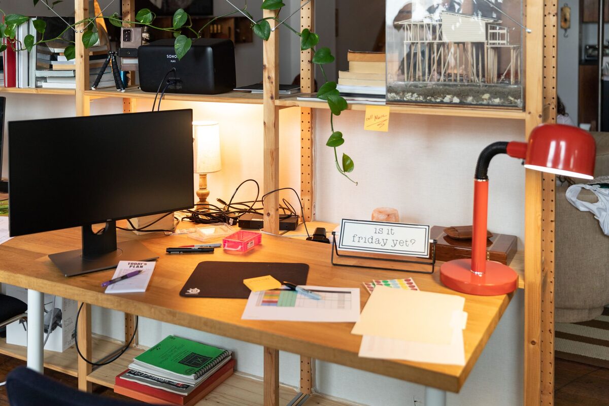 Zone Your Workspace With Light and a Rug - apartment ideas